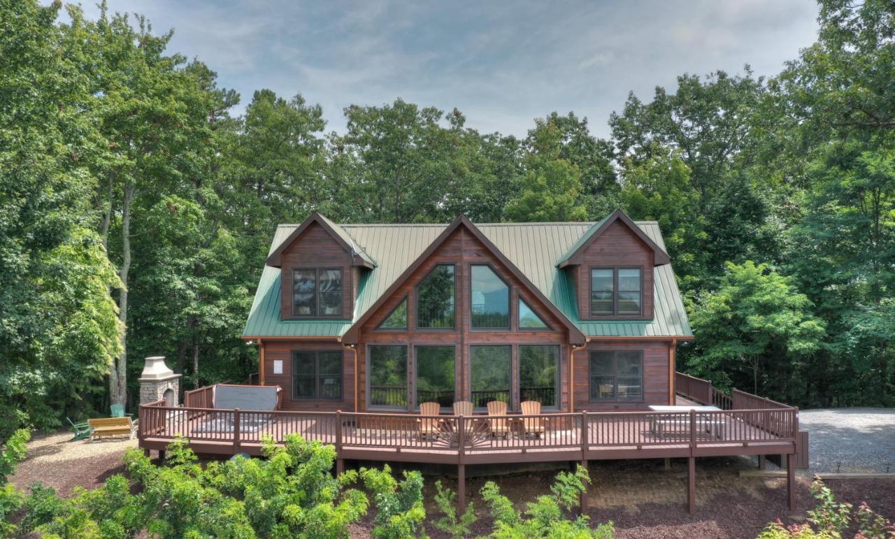 הוילה Morganton Champagne Chalet - Cuddleup מראה חיצוני תמונה